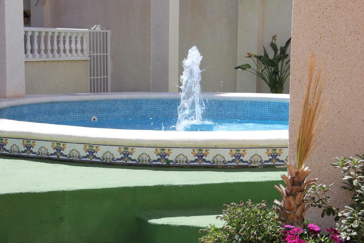 Palacio Del Mar, Beach, Sea View, Pool Apartment Торевиеха Екстериор снимка